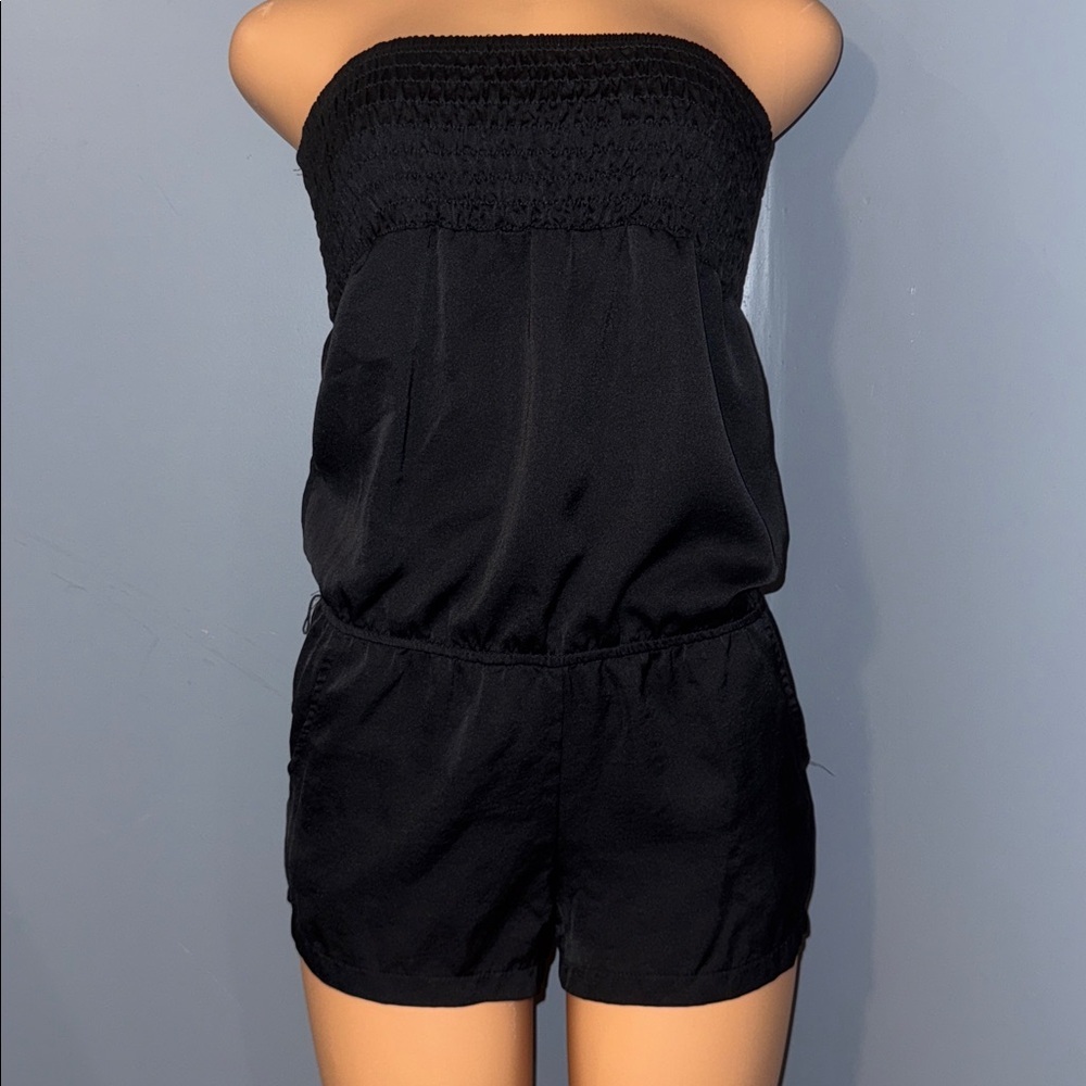 Chic Black Strapless Romper - Size Small